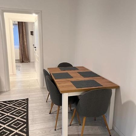 Apartament English Home 2 Camere Braşov Buitenkant foto