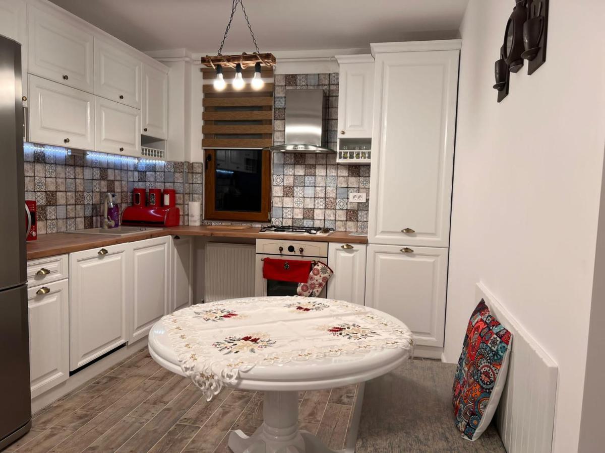 Apartament English Home 2 Camere Braşov Buitenkant foto