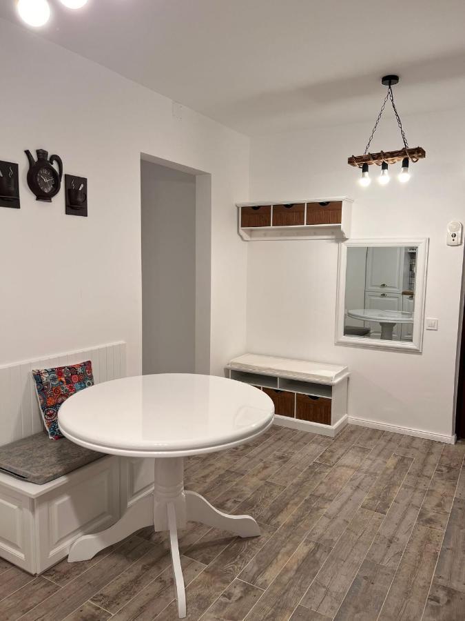 Apartament English Home 2 Camere Braşov Buitenkant foto